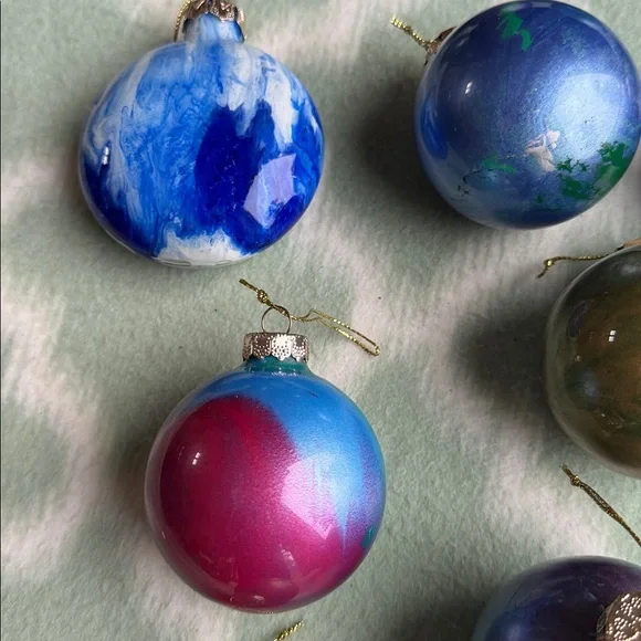 Lot of 17 handmade iridescent swirls Christmas ornaments - Picture 6 of 8